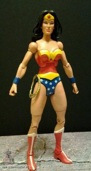 DC Universe Classics Wonder Woman-Super Powers 2