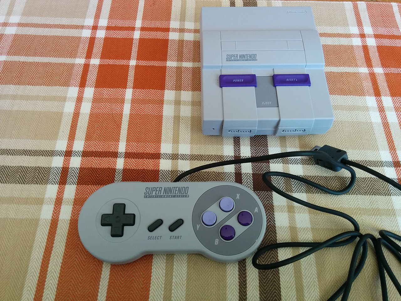 1280px-Super_NES_Classic_Edition.jpg